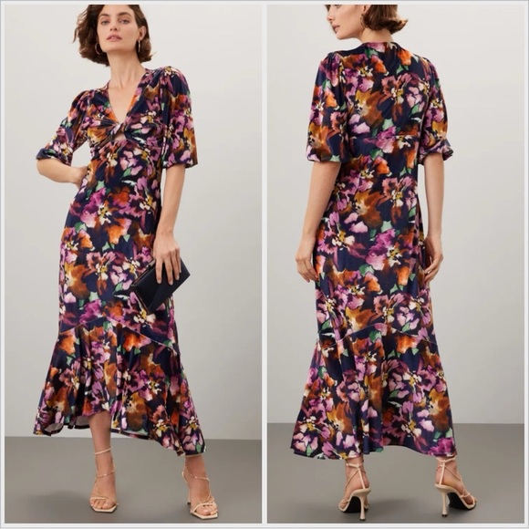 New Misa Wallis Dress, New with Out Tags
Size Small - Picture 1 of 7